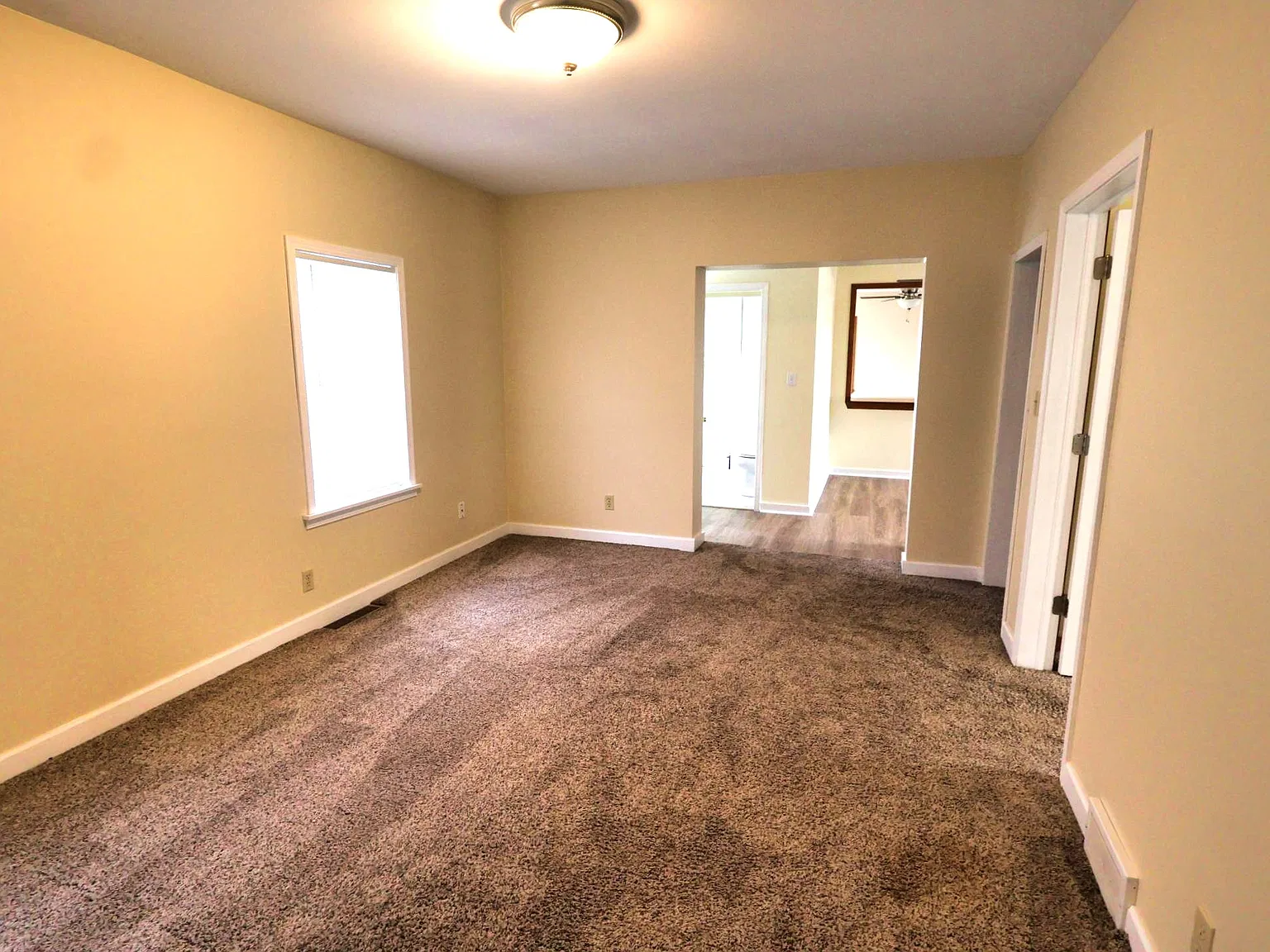 1461/ 17730 Smith Road - 1 — Photo 3