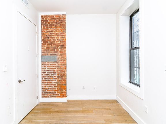 3rd image of 209 Malcolm X Blvd APT 3L