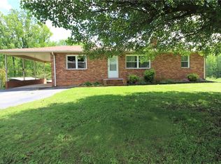 2569 Bethel Church Ct, Kernersville, NC 27284