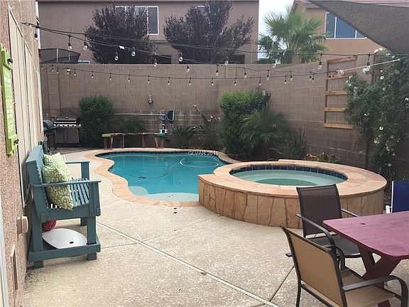 4th image of 661 Sunrise Lake Pl