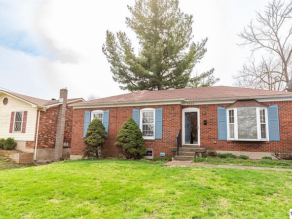 2nd image of 1526 Sanders Ln