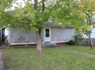 149 E Holt St, Burlington, NC 27217