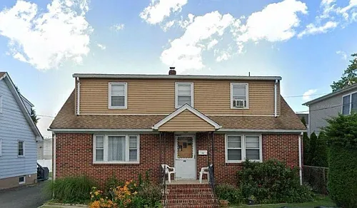 48 Saint Ann St #2 Photo 1