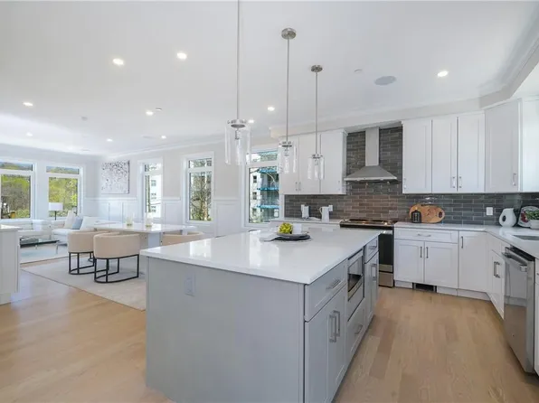 39 Holland Avenue #7, White Plains, NY 10603