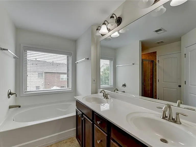 3377 N Twin Aly — Photo 24
