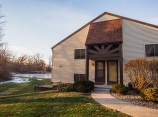 1276 Clifty Falls Ct, Valparaiso, IN 46385