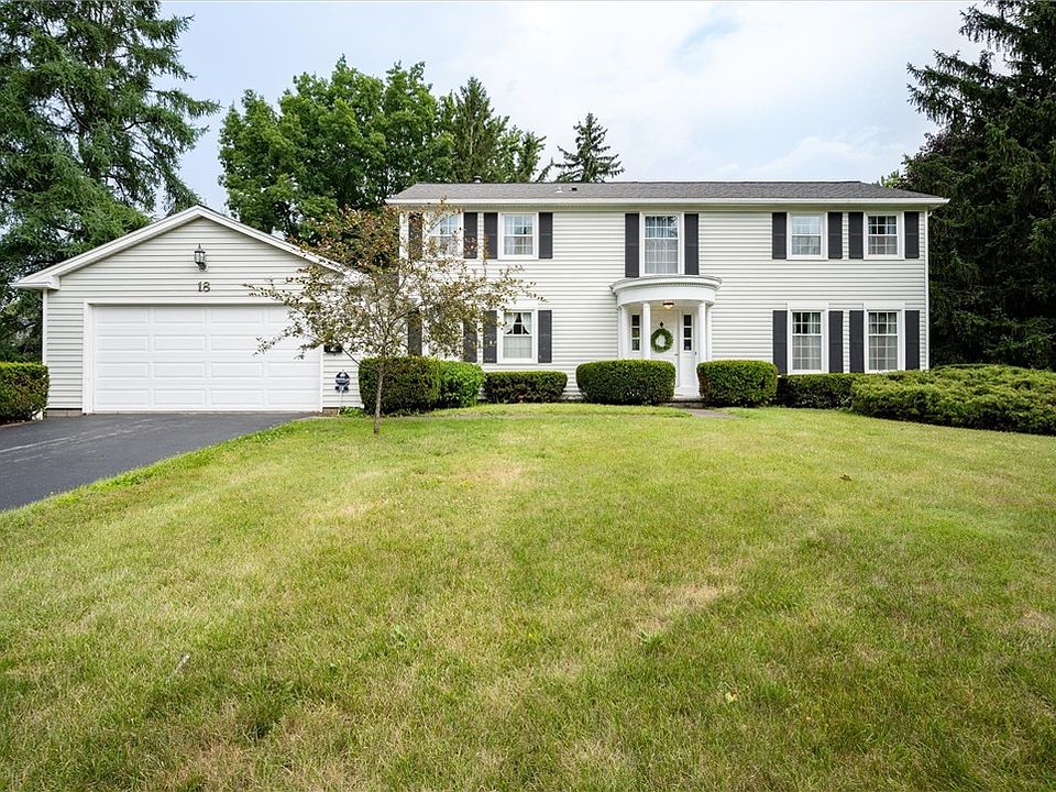 1st image of 18 Charter Oaks Dr