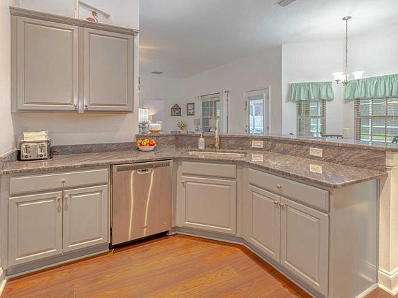 3rd image of 508 Bayberry Lakes Blvd