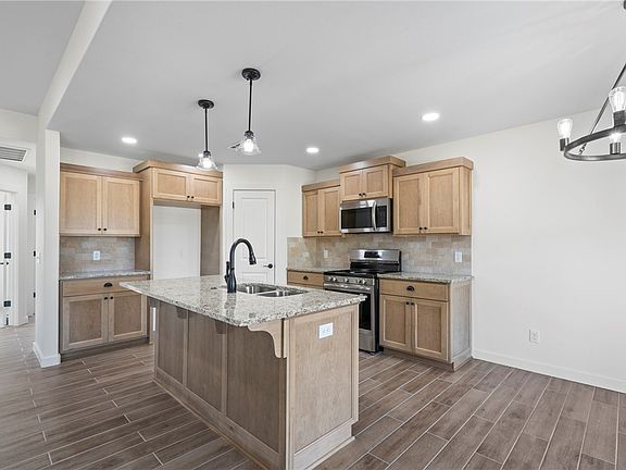 4th image of 1117 Center Court Cir