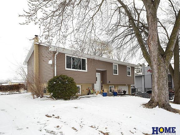 3rd image of 616 Wulf Dr