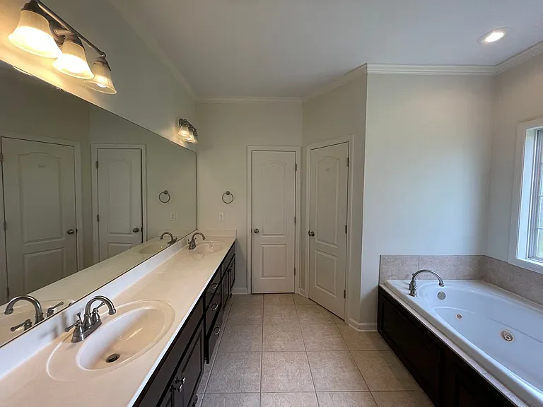 202 Sommer Brooke Way — Photo 29