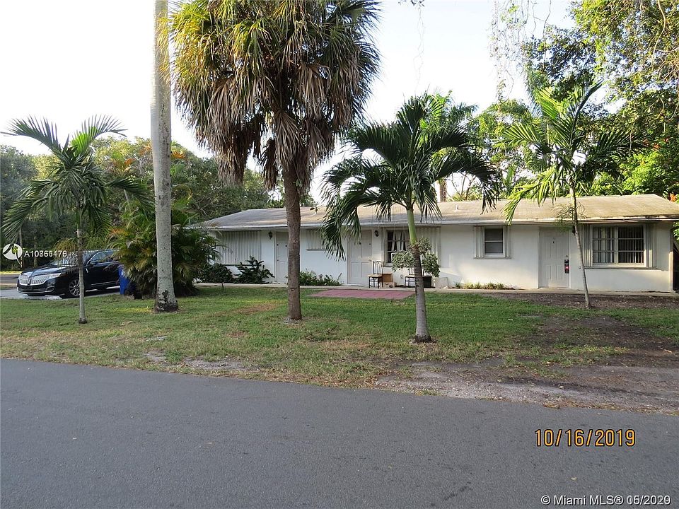 1st image of 3120 SW 15th Ave #1-2