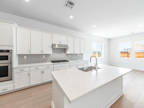 4th image of 2137 High Lake Ct