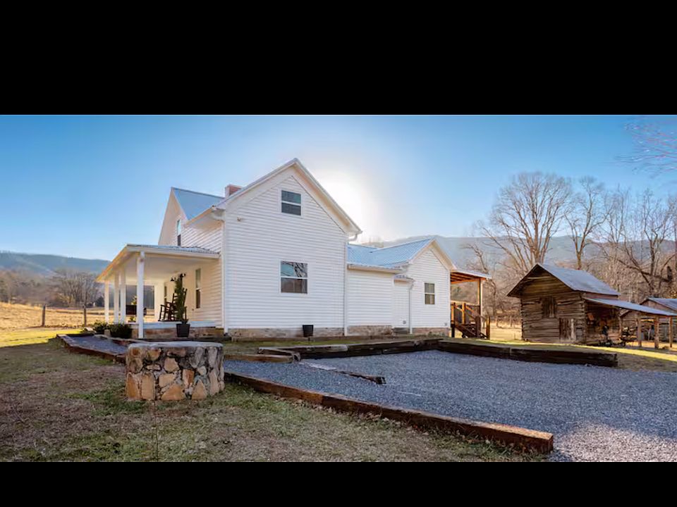 1st image of 2811 Grapevine Hollow Rd
