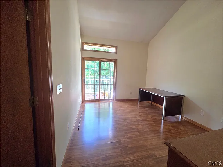 1208 Greymoor Way — Photo 9
