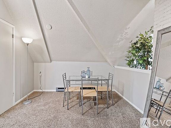 5th image of 1936 N Farwell Ave APT 5