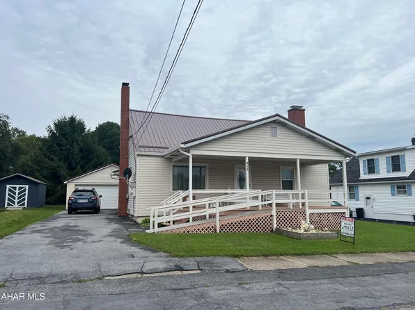 141 Henry St, Carrolltown, PA 15722