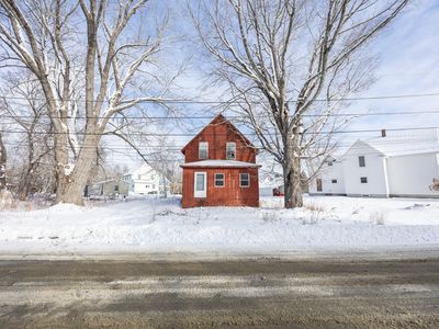 42 1st Street, Milo, ME, 04463