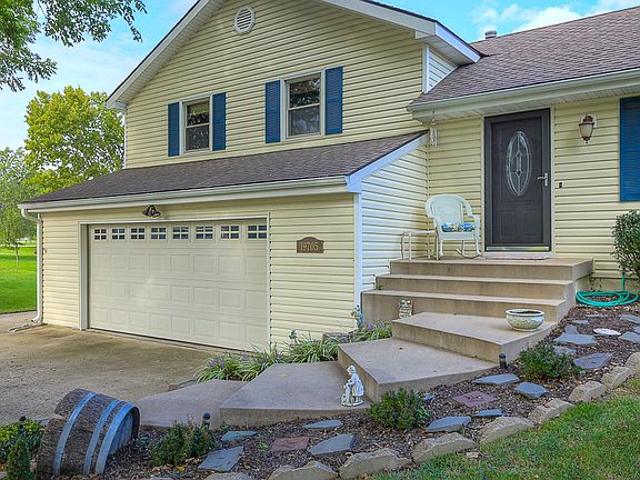 3rd image of 19705 Rosewood Drive
