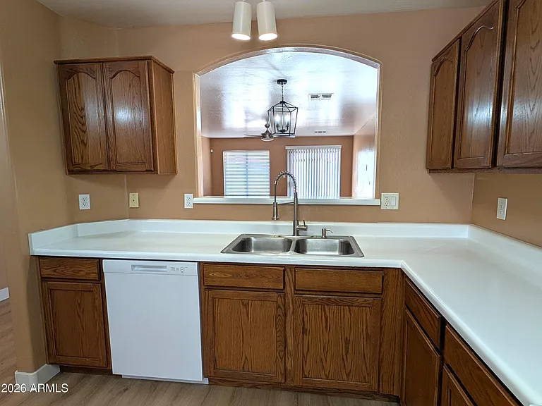 13216 W Mauna Loa Ln — Photo 6