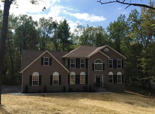 168 Whitetail Rd, Henryville, PA 18332