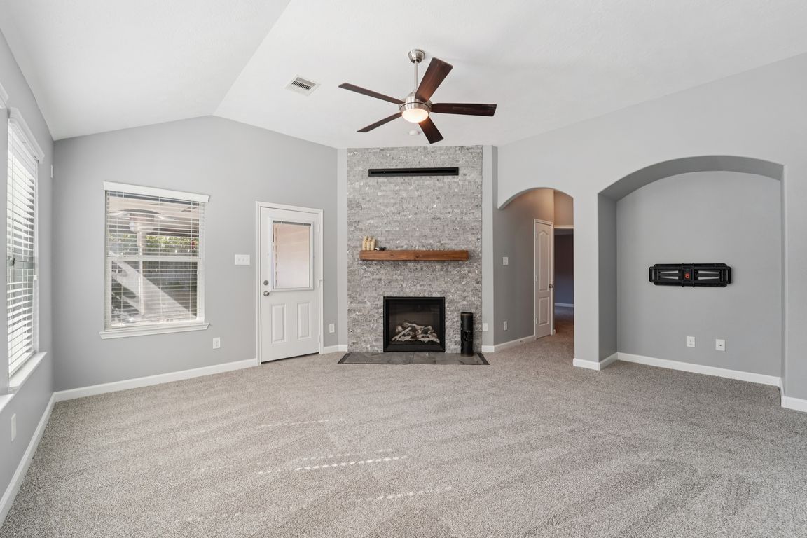 next background image