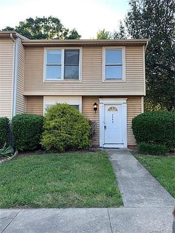 1st image of 7540 Holly Grove Ct