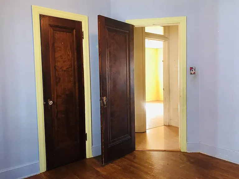 2414 Benderwirt Ave #2 — Photo 10