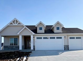 3622 Wilderness Hills Blvd, Lincoln, NE 68516