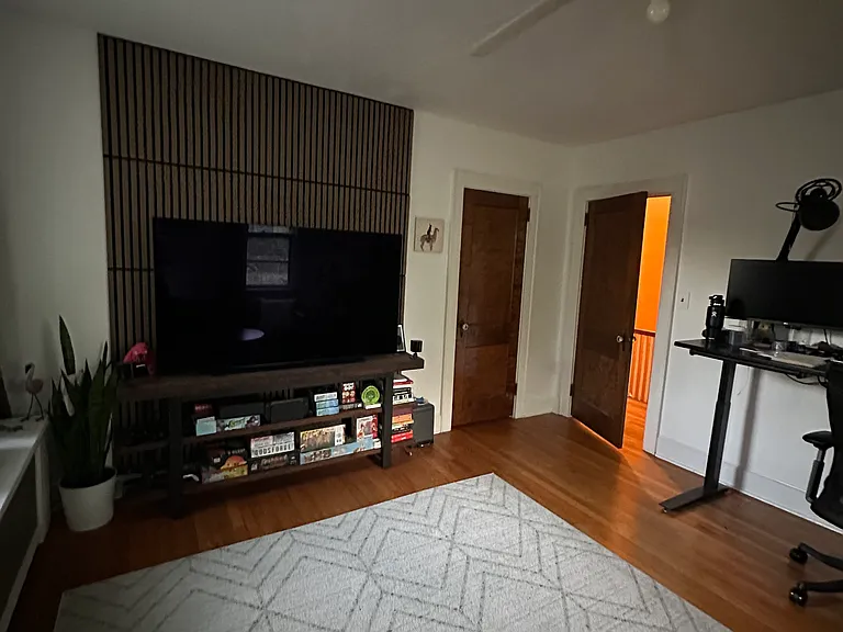 25 S Monroe St #2 — Photo 17