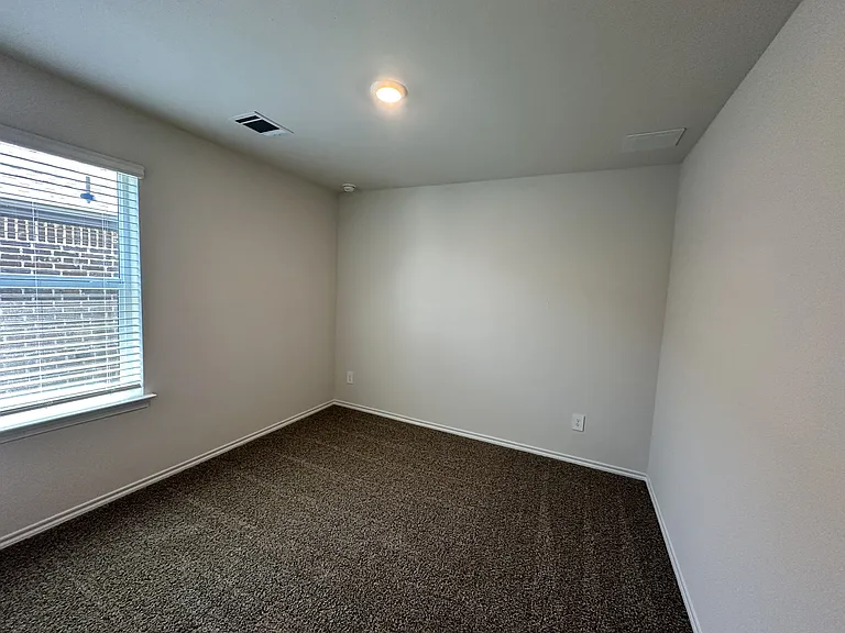 3310 Catamount Dr — Photo 12