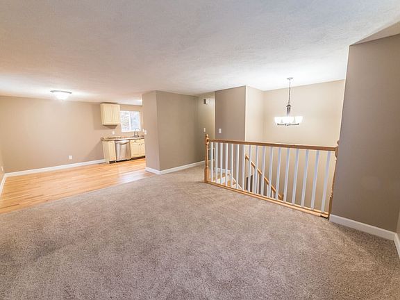 2nd image of 103 Waldwick Farm Cir