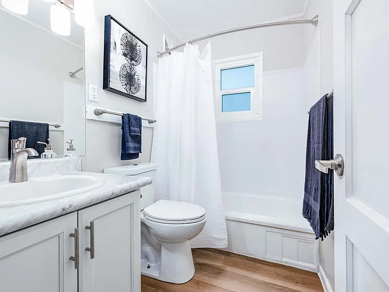 Alcove at Seahurst Apartments — Photo 15