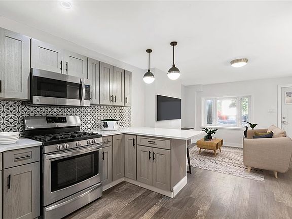 4th image of 185 Belmont Ave #G