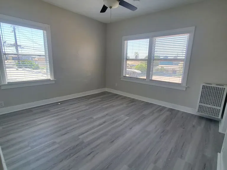 832 W Florence Ave #8A — Photo 5
