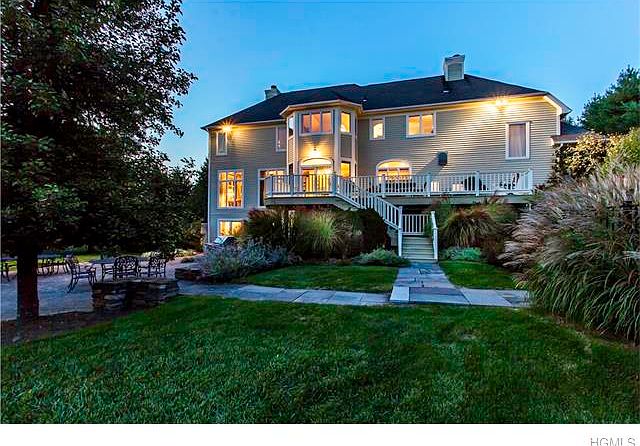 1st image of 3 Henkers Farm Ln