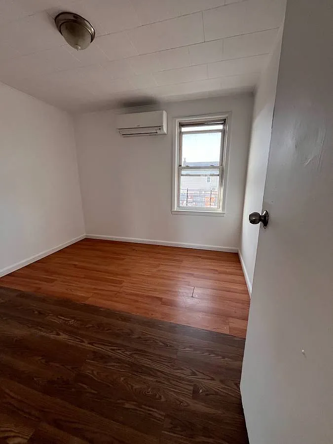 9151 121st St #2 photo 1