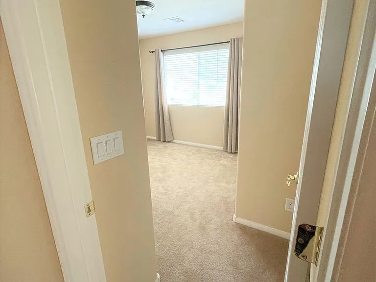 10595 Salmon Leap St — Photo 30