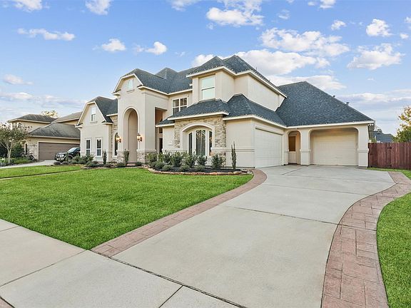 2nd image of 20711 Bending Pines Ln