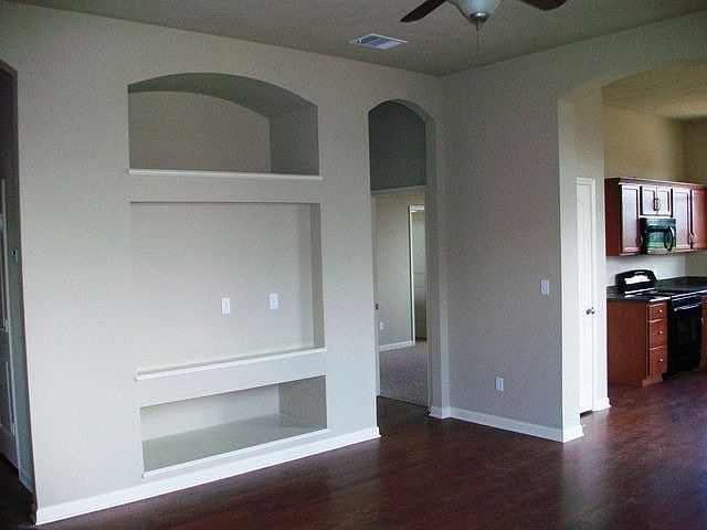 2nd image of 149 Briarwood Dr