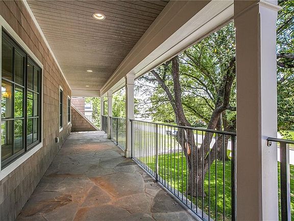 3rd image of 6815 Orchid Ln