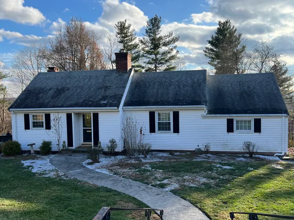 51 Round Hill Road, Berlin, CT 06037