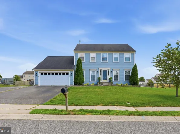 14 Corbit Sharp Dr, Townsend, DE 19734