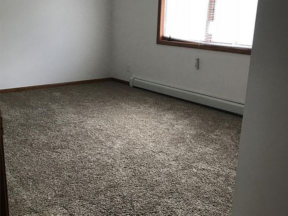 4th image of 416 Saratoga Ave APT 3
