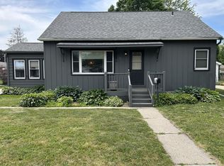 915 Carol St, Watertown, WI 53094