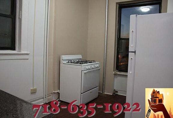 5th image of 801 Saint Anns Ave