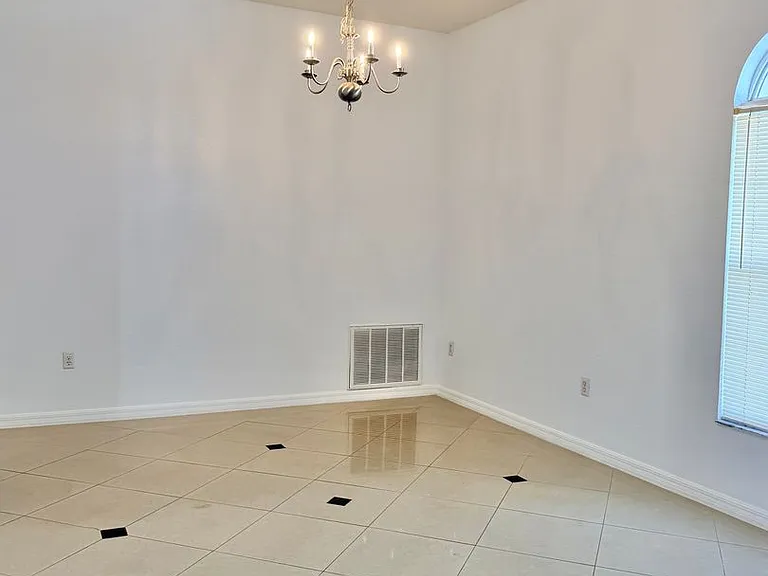 6759 Krenson Oaks Cir — Photo 3