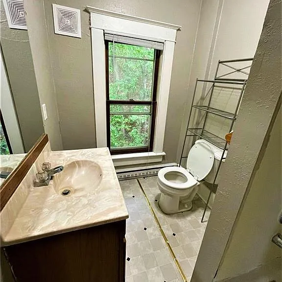 715 S Dewey St #1/2 — Photo 6