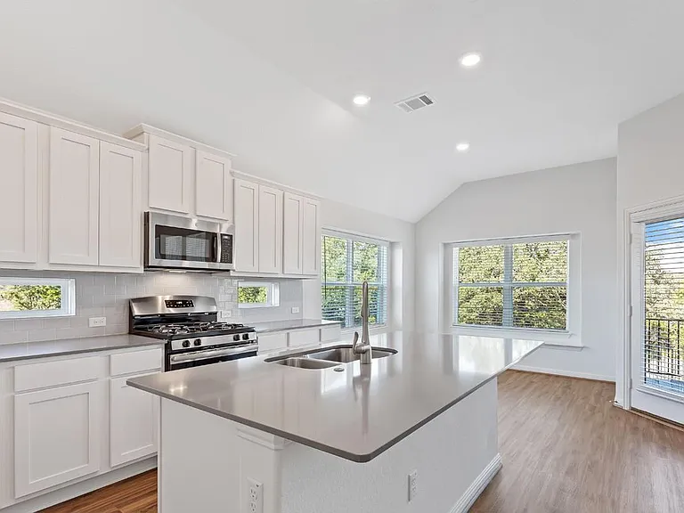 328 Prato Pl — Photo 8