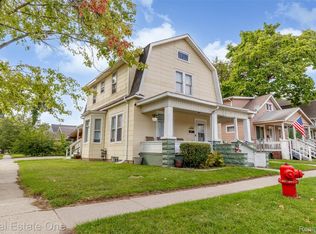 1303 10th Ave, Port Huron, MI